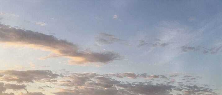 css3淡淡的雾气飞过动画特效 - 简单网创项目资源网