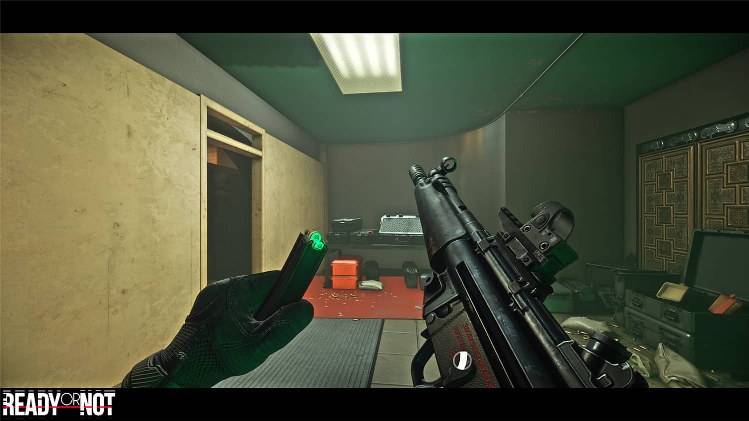 射击游戏《严阵以待》v24737 中文版 射击游戏《严阵以待》v24737 中文版